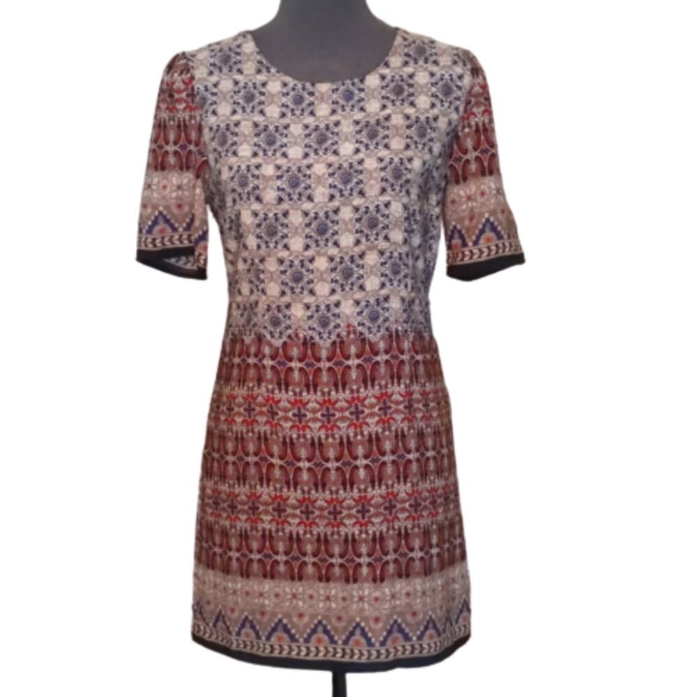 Forever21 Short Le Beige/Blue Dress Size Small